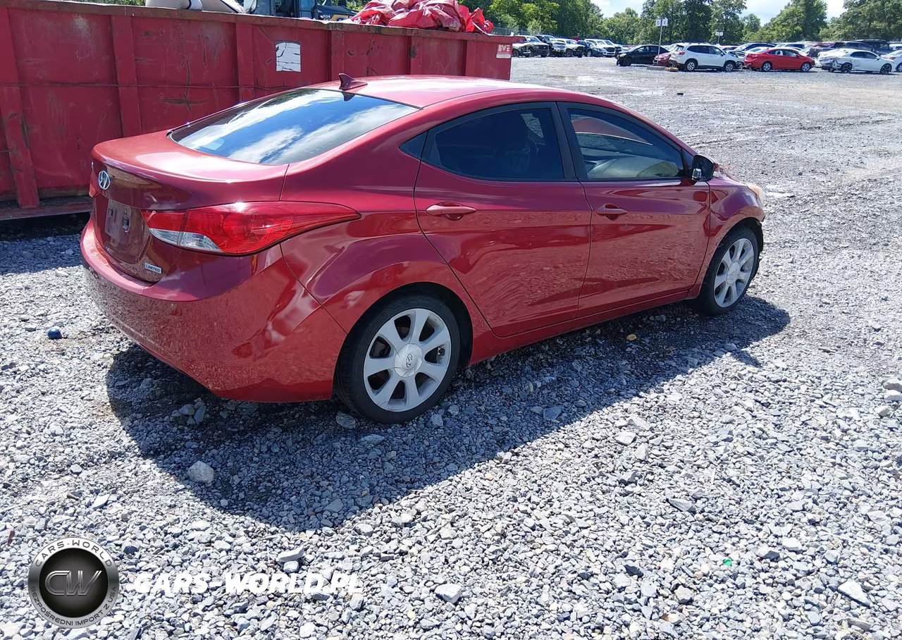 2013 Hyundai Elantra Limited VIN:KMHDH4AE5DU659813 - 4