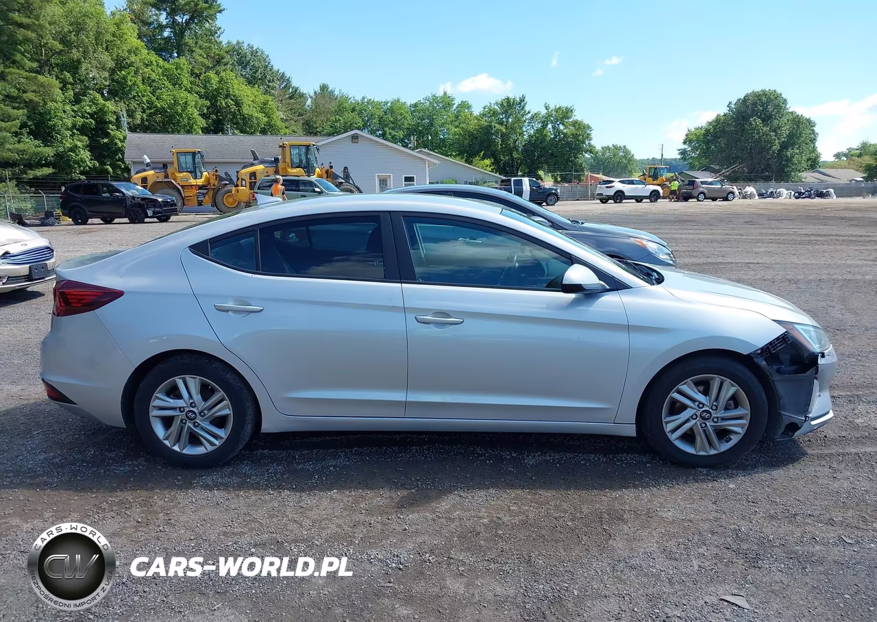 2020 Hyundai Elantra Sel VIN:5NPD84LF7LH508068 - 13