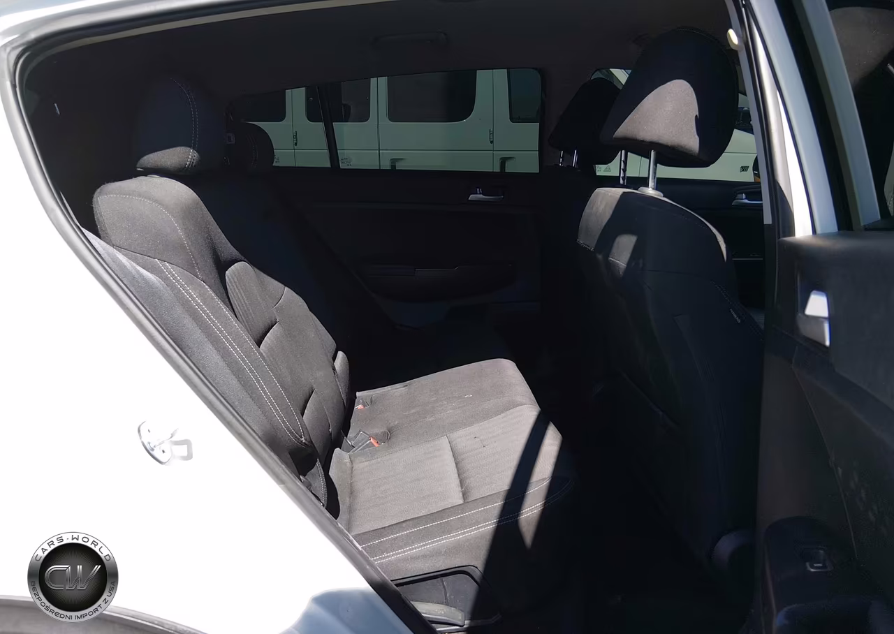 2020 Kia Sportage Lx VIN:KNDPM3AC2L7722532 - 8