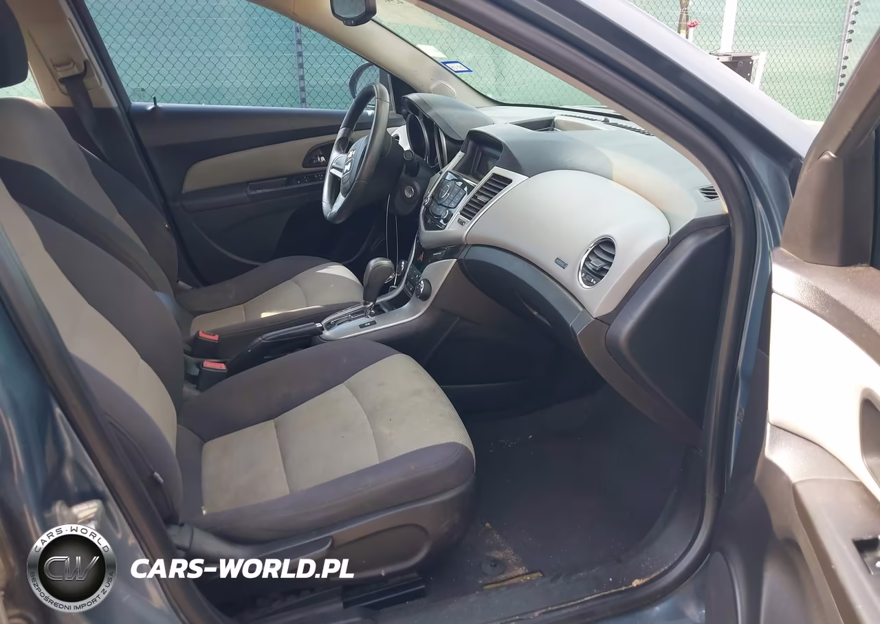 2012 Chevrolet Cruze Ls VIN:1G1PC5SH1C7243603 - 5