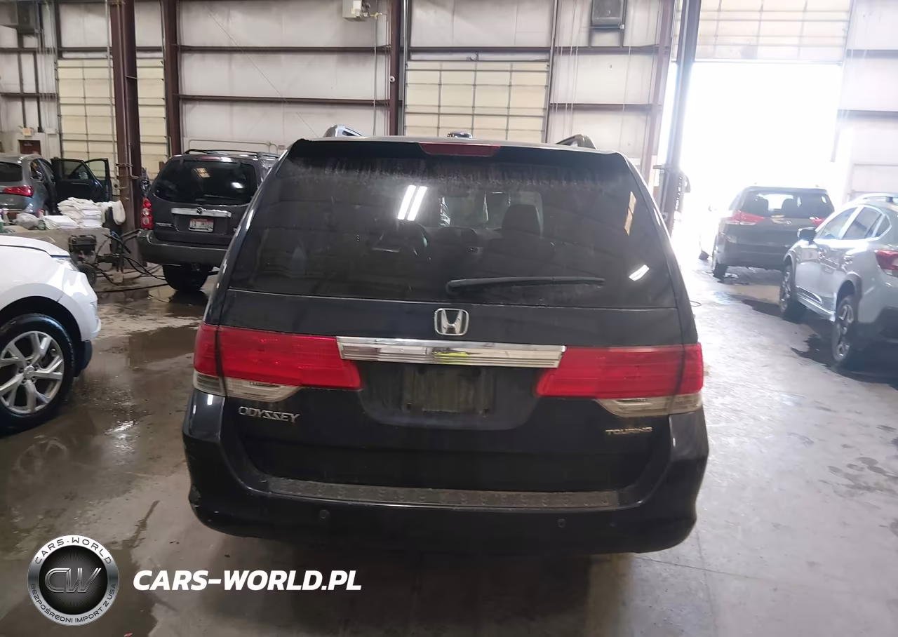 2008 Honda Odyssey Touring VIN:5FNRL38908B073255 - 16