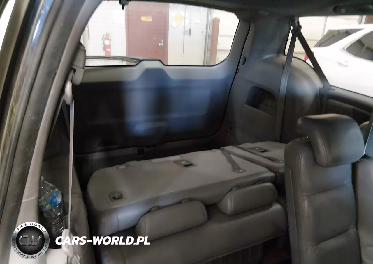 2008 Honda Odyssey Touring VIN:5FNRL38908B073255 - 17