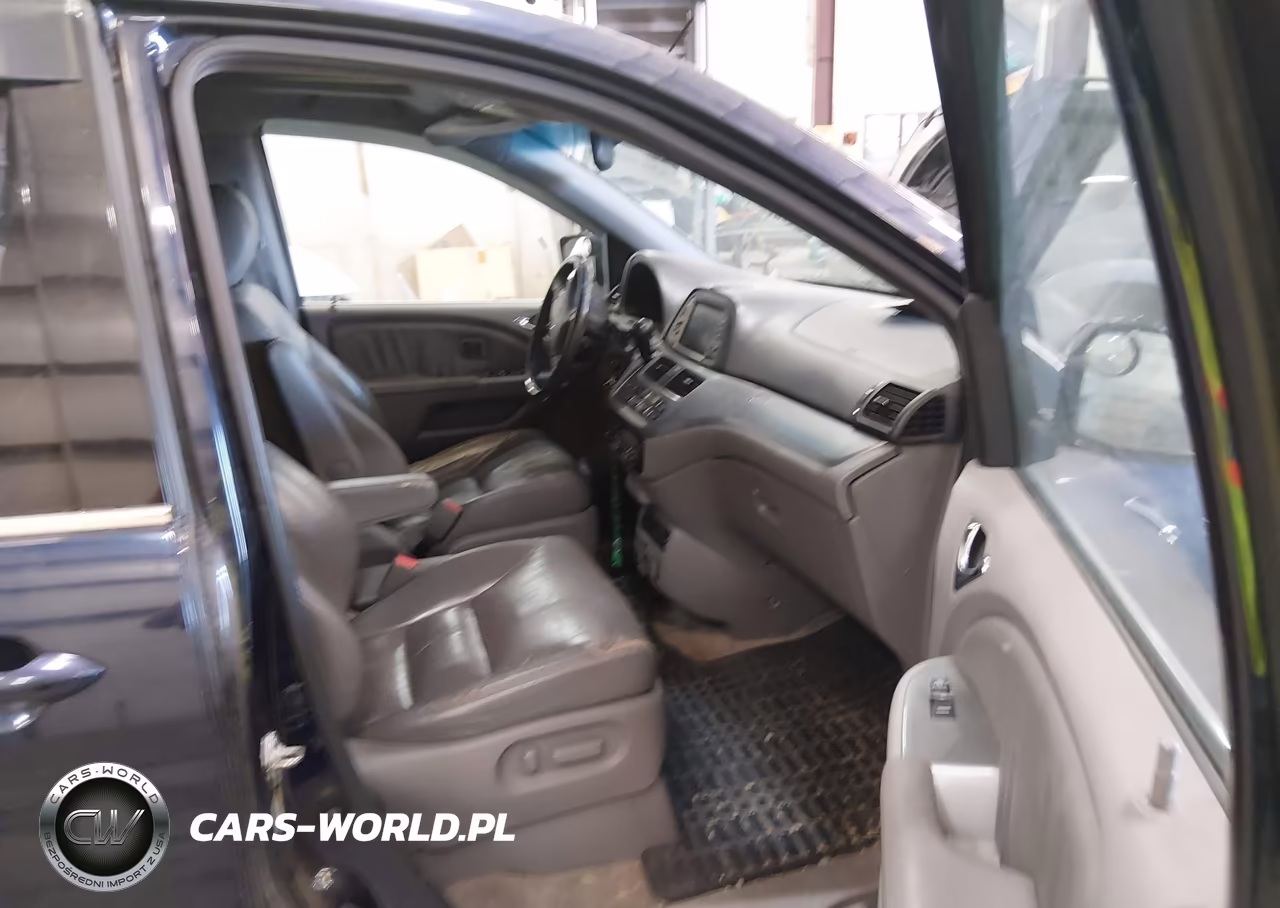2008 Honda Odyssey Touring VIN:5FNRL38908B073255 - 5