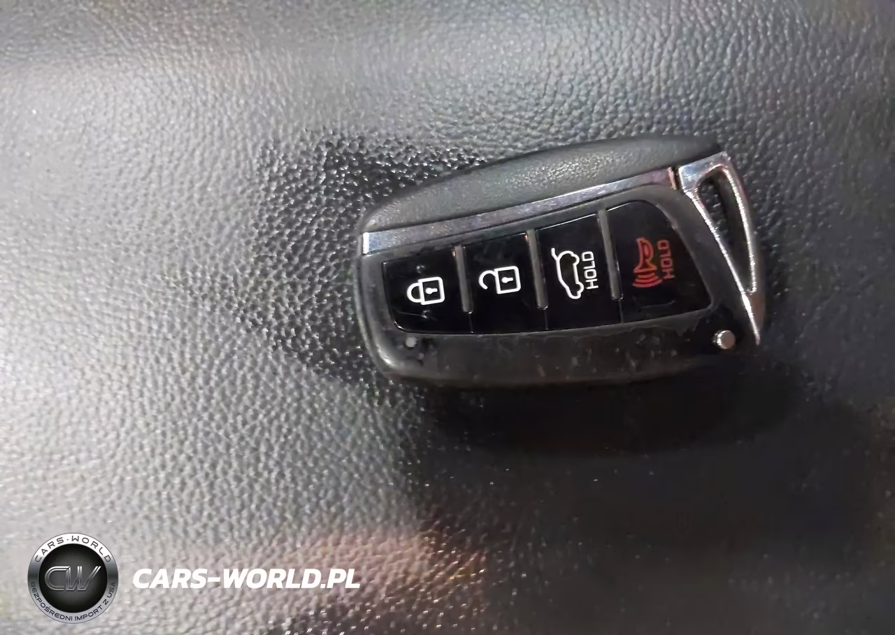 2016 Hyundai Santa Fe Limited VIN:KM8SRDHF1GU148803 - 11