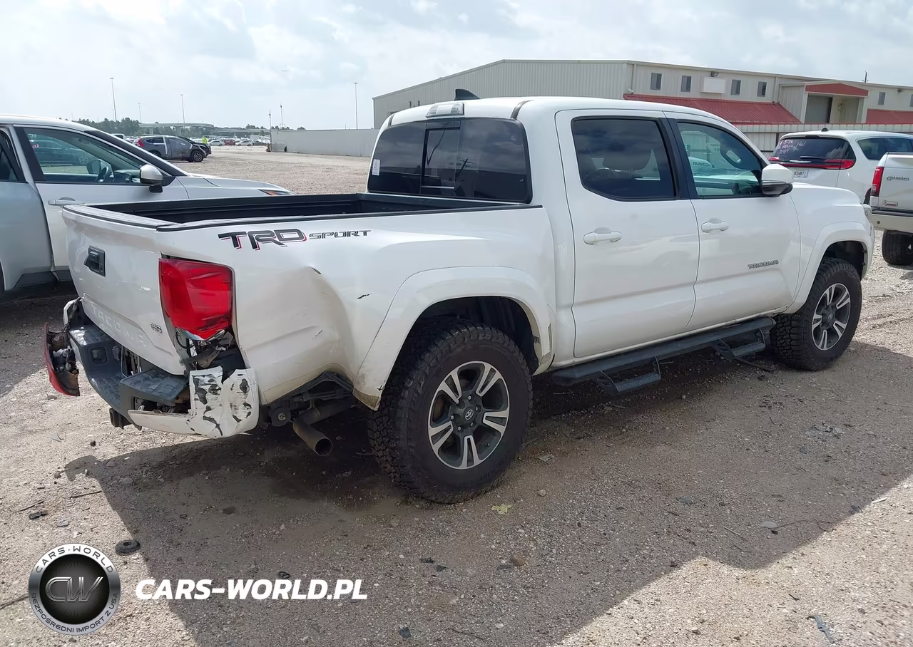 2017 Toyota Tacoma Trd Sport VIN:5TFAZ5CN5HX044433 - 4