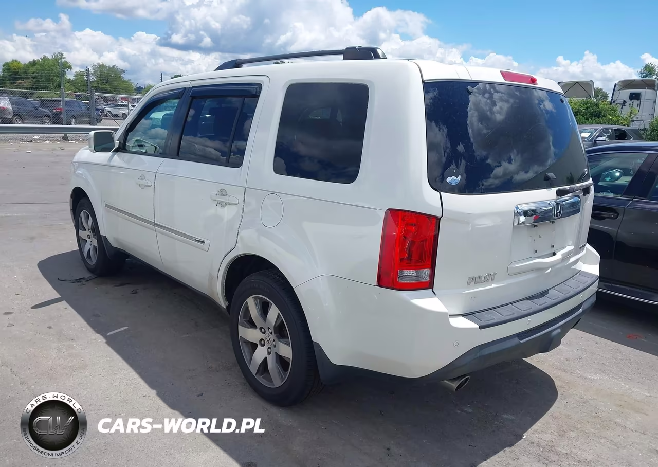2013 Honda Pilot Touring VIN:5FNYF3H91DB021193 - 3