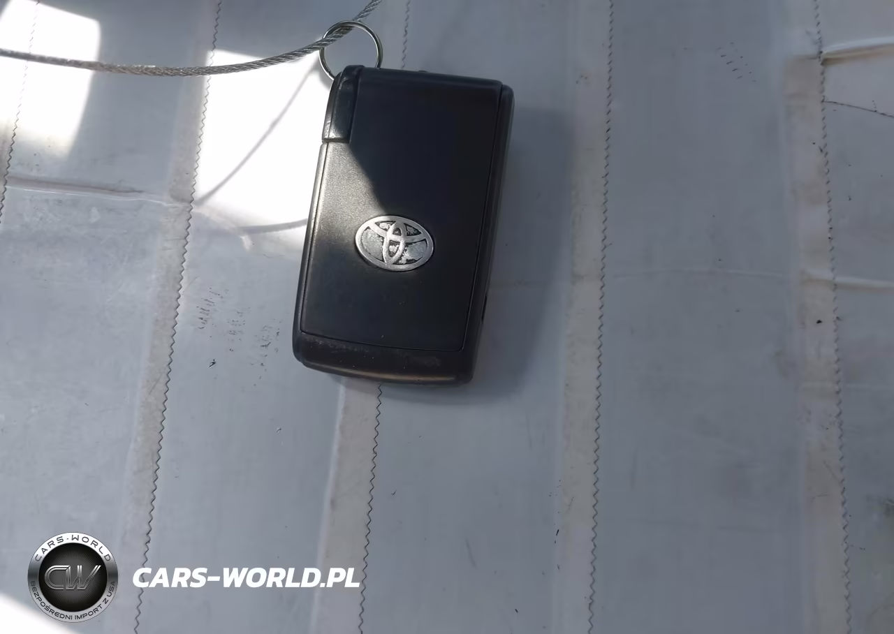 2005 Toyota Prius VIN:JTDKB20U553005699 - 11