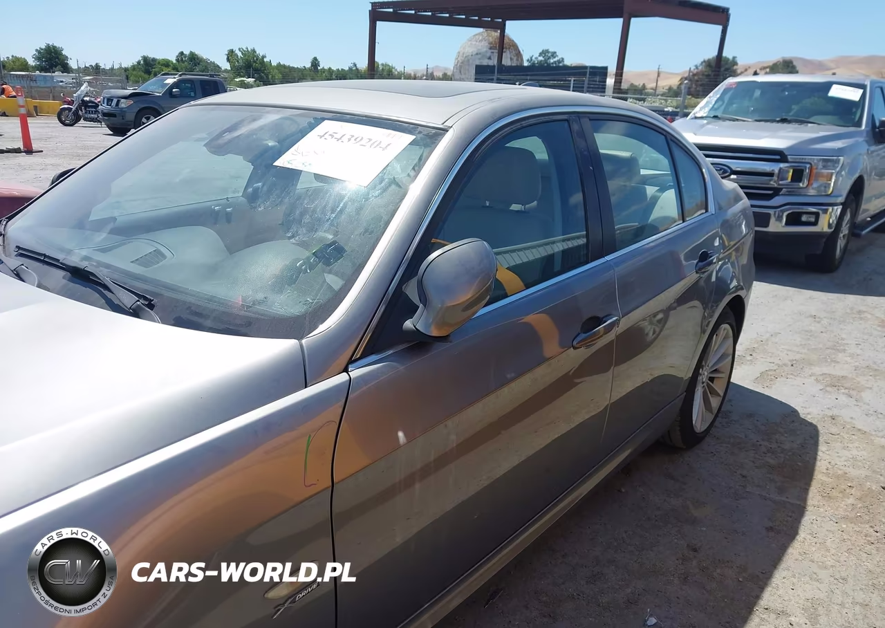 2010 BMW 335I xDrive VIN:WBAPL3C5XAA407802 - 14