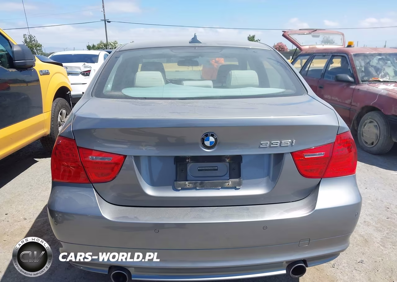 2010 BMW 335I xDrive VIN:WBAPL3C5XAA407802 - 16