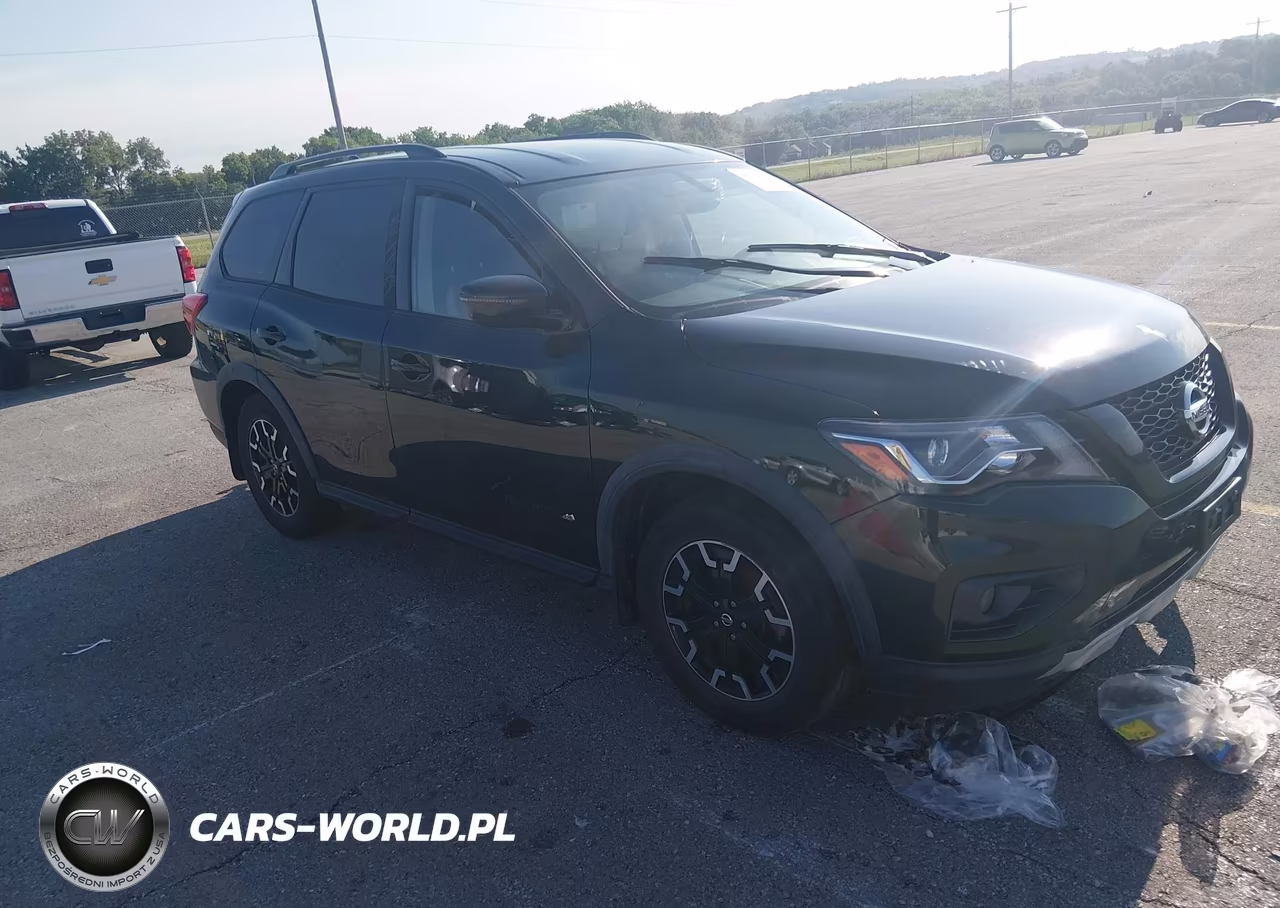 2019 Nissan Pathfinder Sv