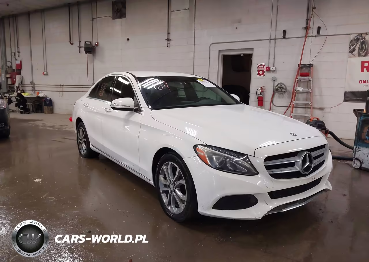 2015 Mercedes-Benz C 300 4Matic