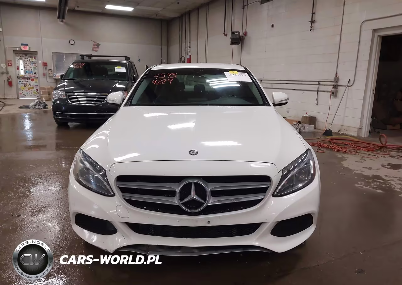 2015 Mercedes-Benz C 300 4Matic VIN:55SWF4KB5FU001913 - 12