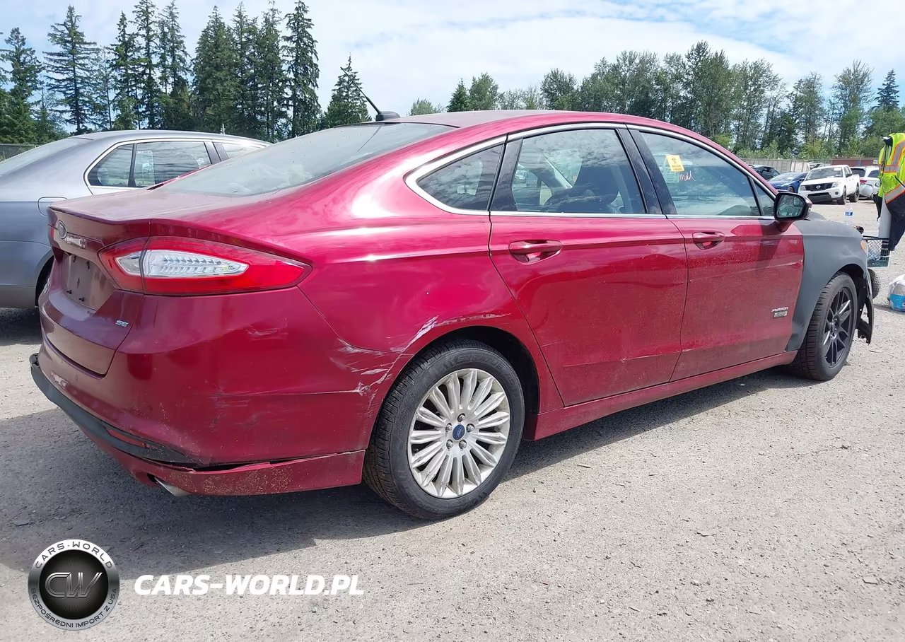 2016 Ford Fusion Energi Se Luxury VIN:3FA6P0PU4GR229540 - 4