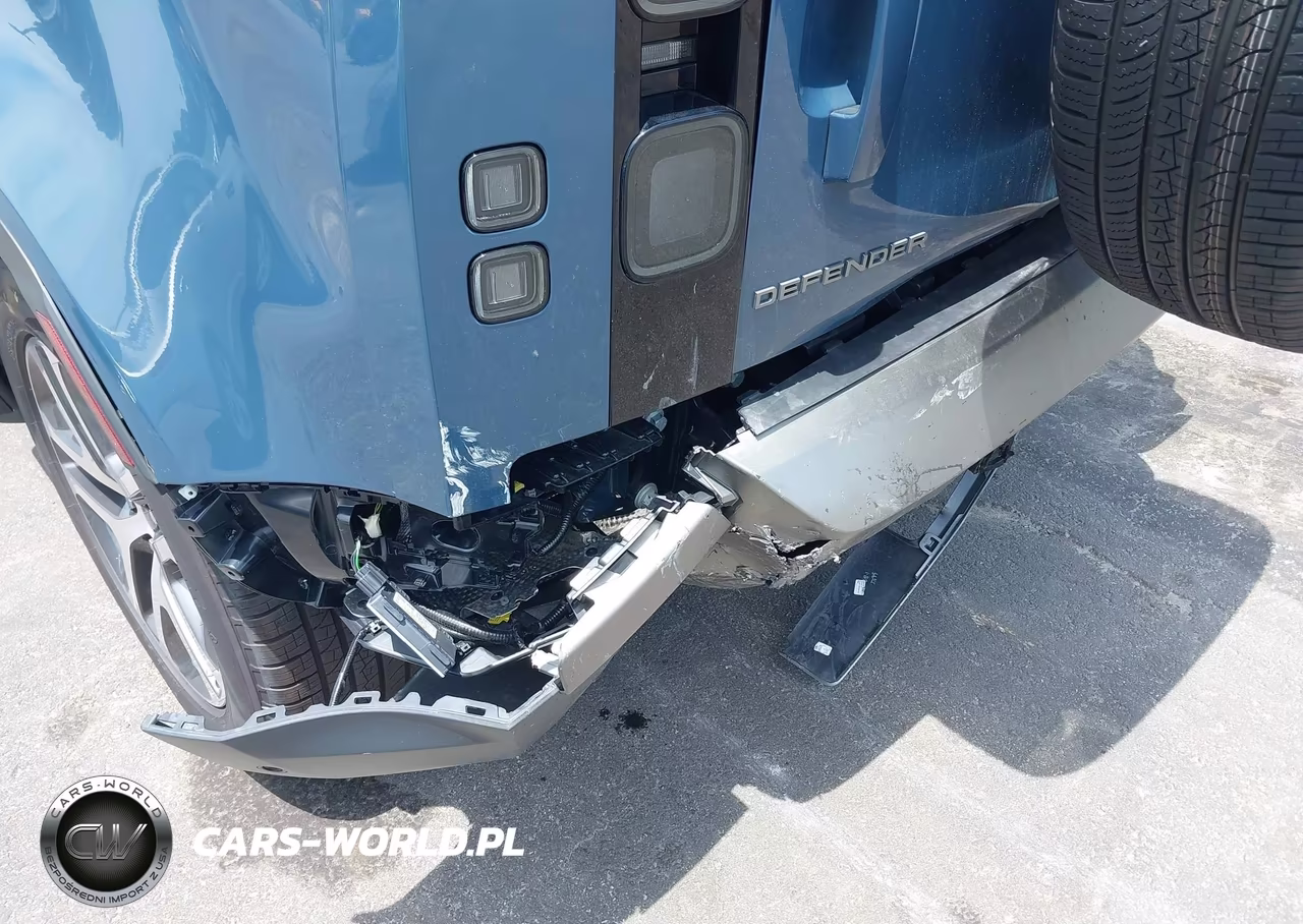 2026 Land Rover Defender P300 S VIN:SALEJ7EX1T2614901 - 18