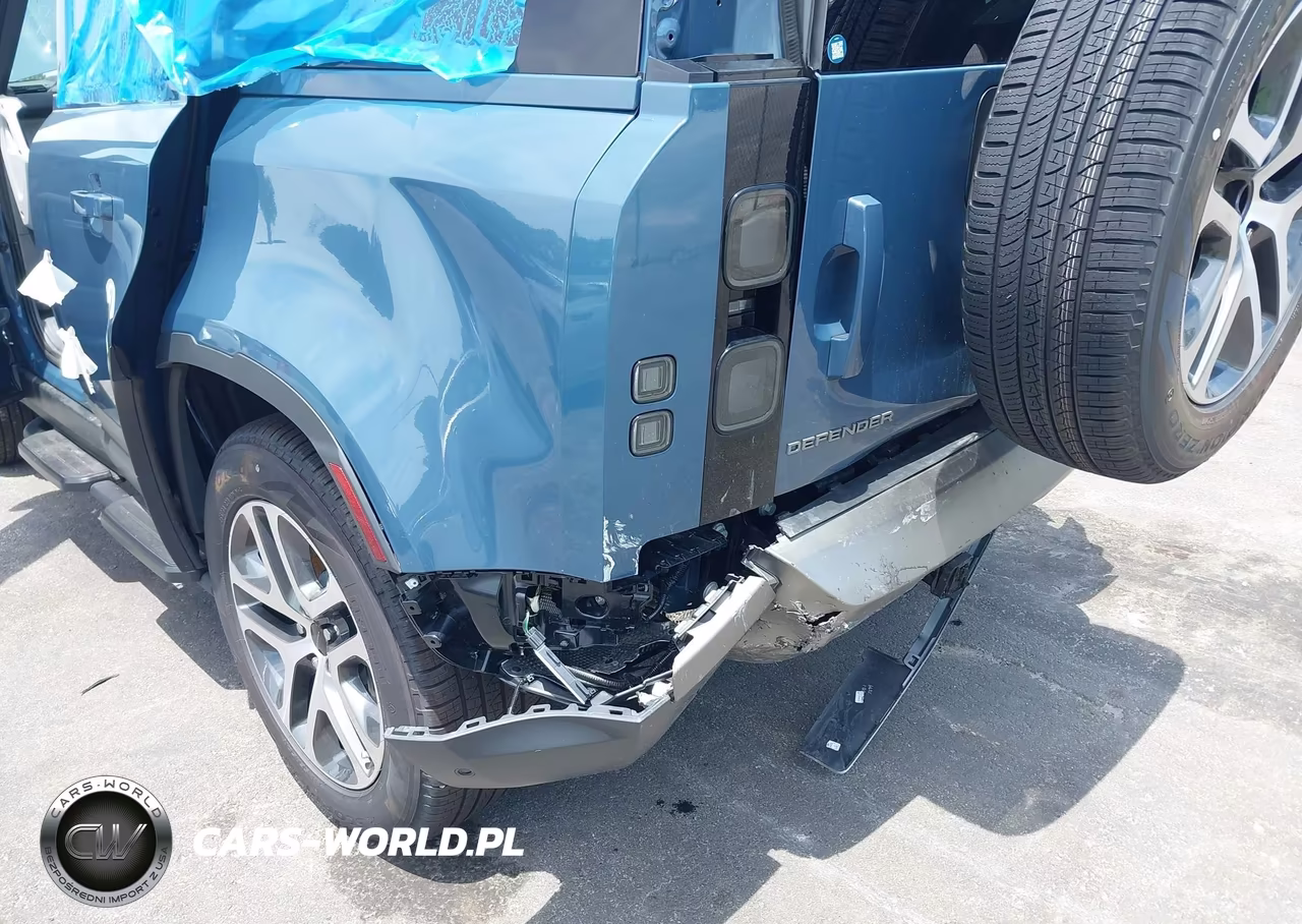 2026 Land Rover Defender P300 S VIN:SALEJ7EX1T2614901 - 6