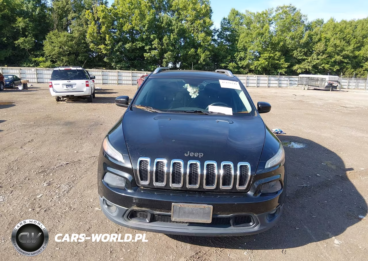 2015 Jeep Cherokee Latitude VIN:1C4PJMCS2FW794618 - 12