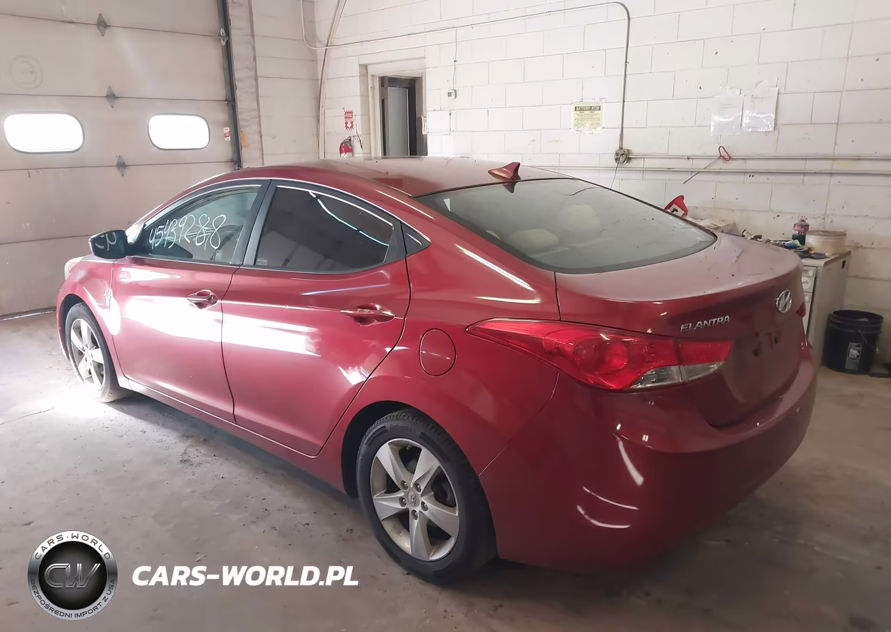 2013 Hyundai Elantra Gls VIN:5NPDH4AE5DH242397 - 3