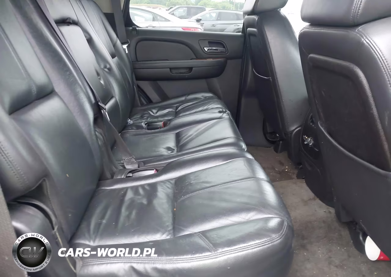 2008 Chevrolet Tahoe Lt VIN:1GNFK130X8R135510 - 8