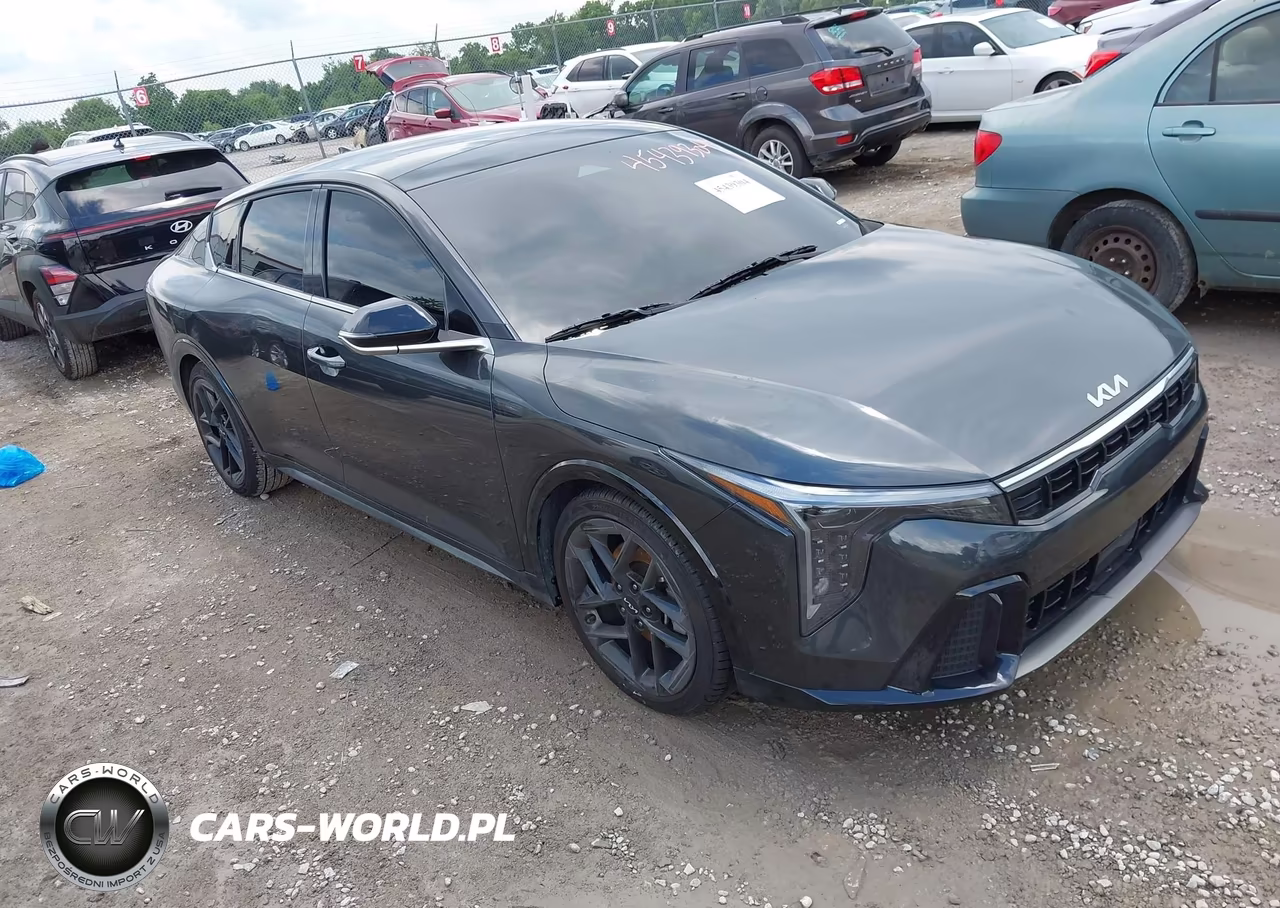 2025 Kia K4 Gt-Line Turbo