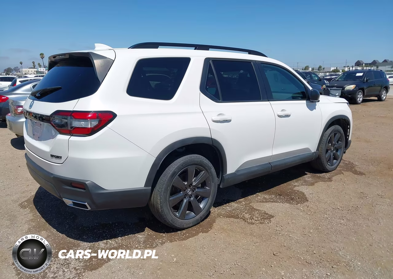 2025 Honda Pilot Sport VIN:5FNYG1H3XSB005276 - 4