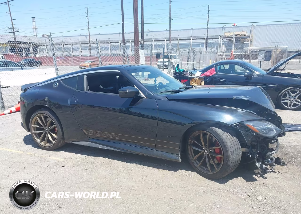 2026 Nissan Z Performance VIN:JN1BZ4BH6TM500396 - 14