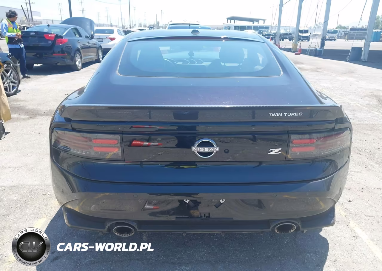 2026 Nissan Z Performance VIN:JN1BZ4BH6TM500396 - 17