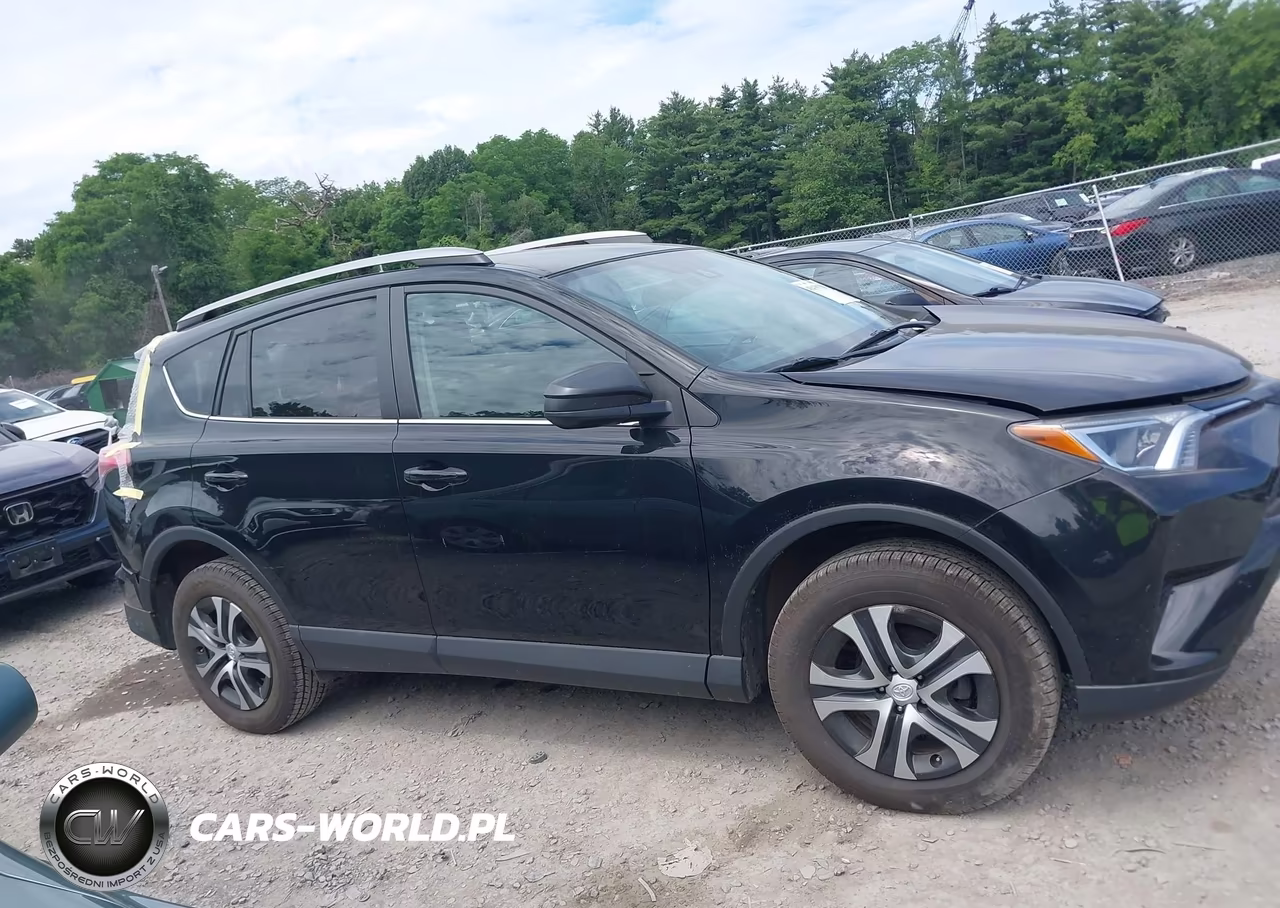 2018 Toyota Rav4 Le VIN:2T3BFREV6JW776839 - 13