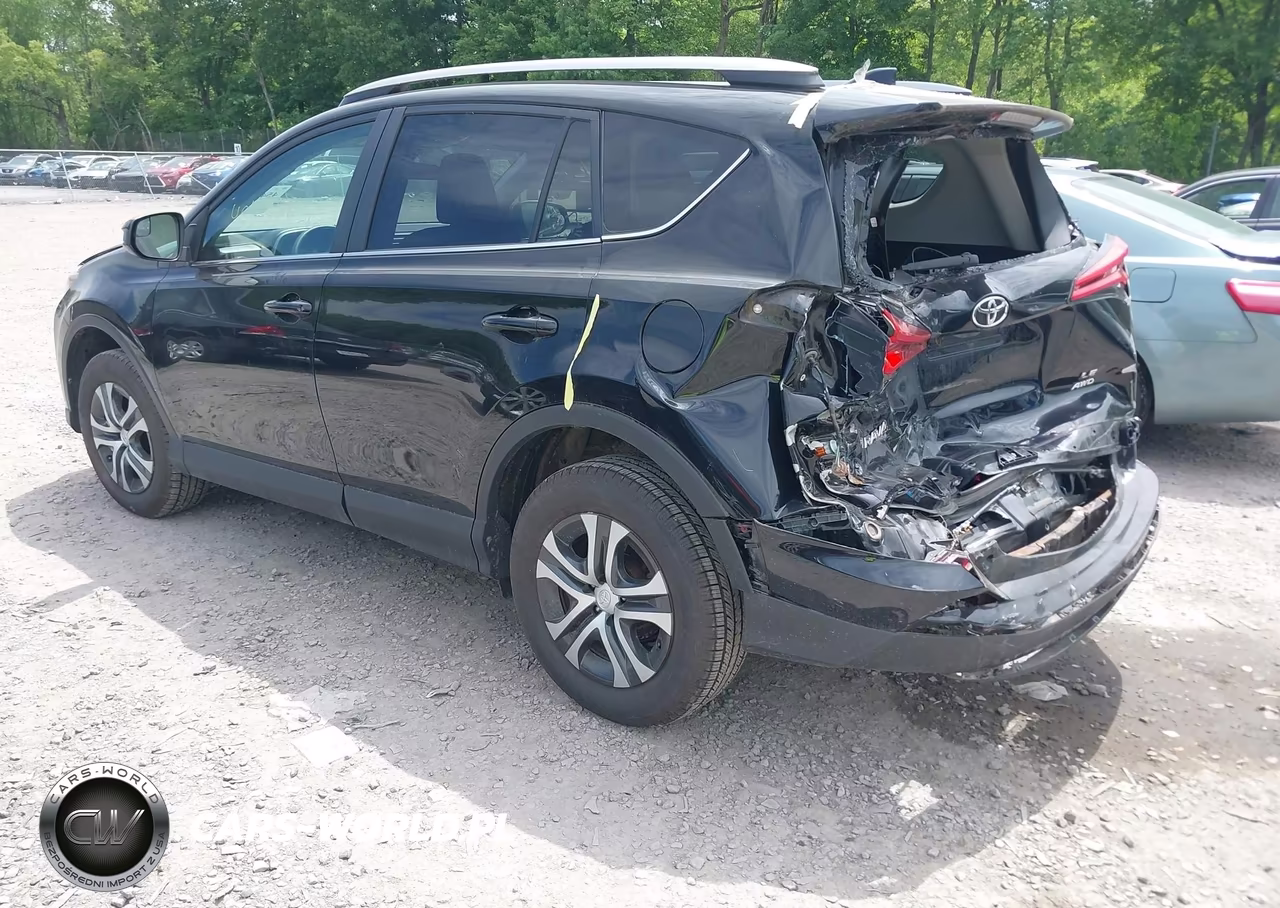 2018 Toyota Rav4 Le VIN:2T3BFREV6JW776839 - 3