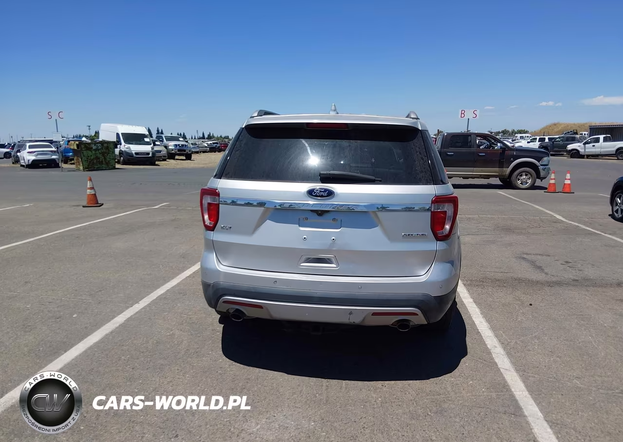 2016 Ford Explorer Xlt VIN:1FM5K7D8XGGC85246 - 16