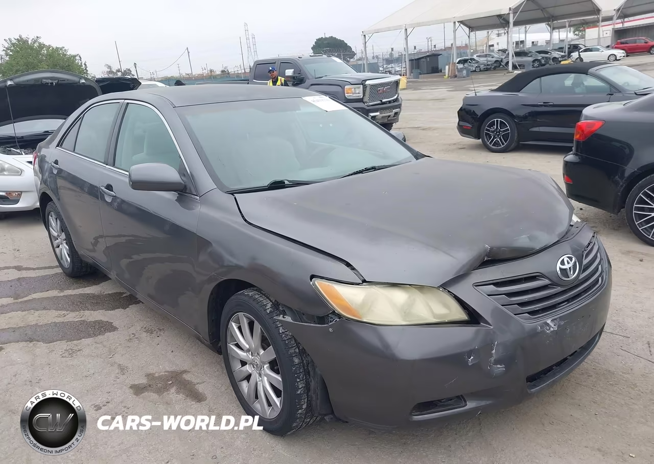 2007 Toyota Camry Le – zdjęcie 1 z 16