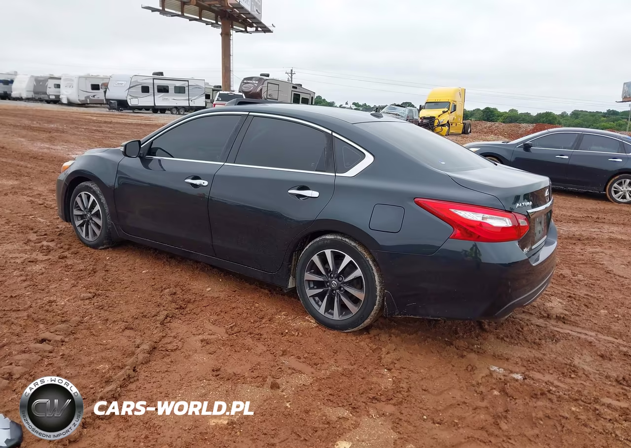 2017 Nissan Altima 2.5 Sv VIN:1N4AL3AP8HC136403 - 3