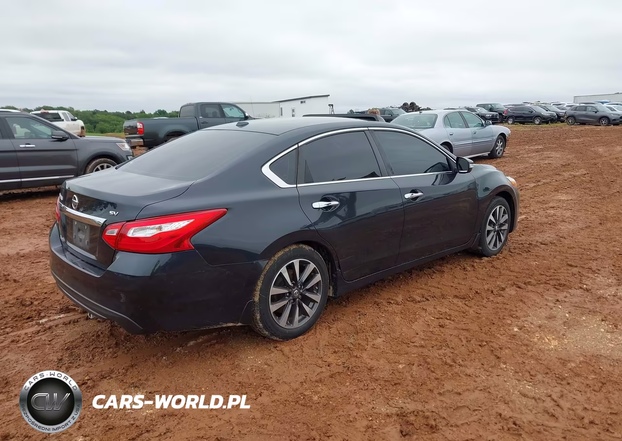 2017 Nissan Altima 2.5 Sv VIN:1N4AL3AP8HC136403 - 4