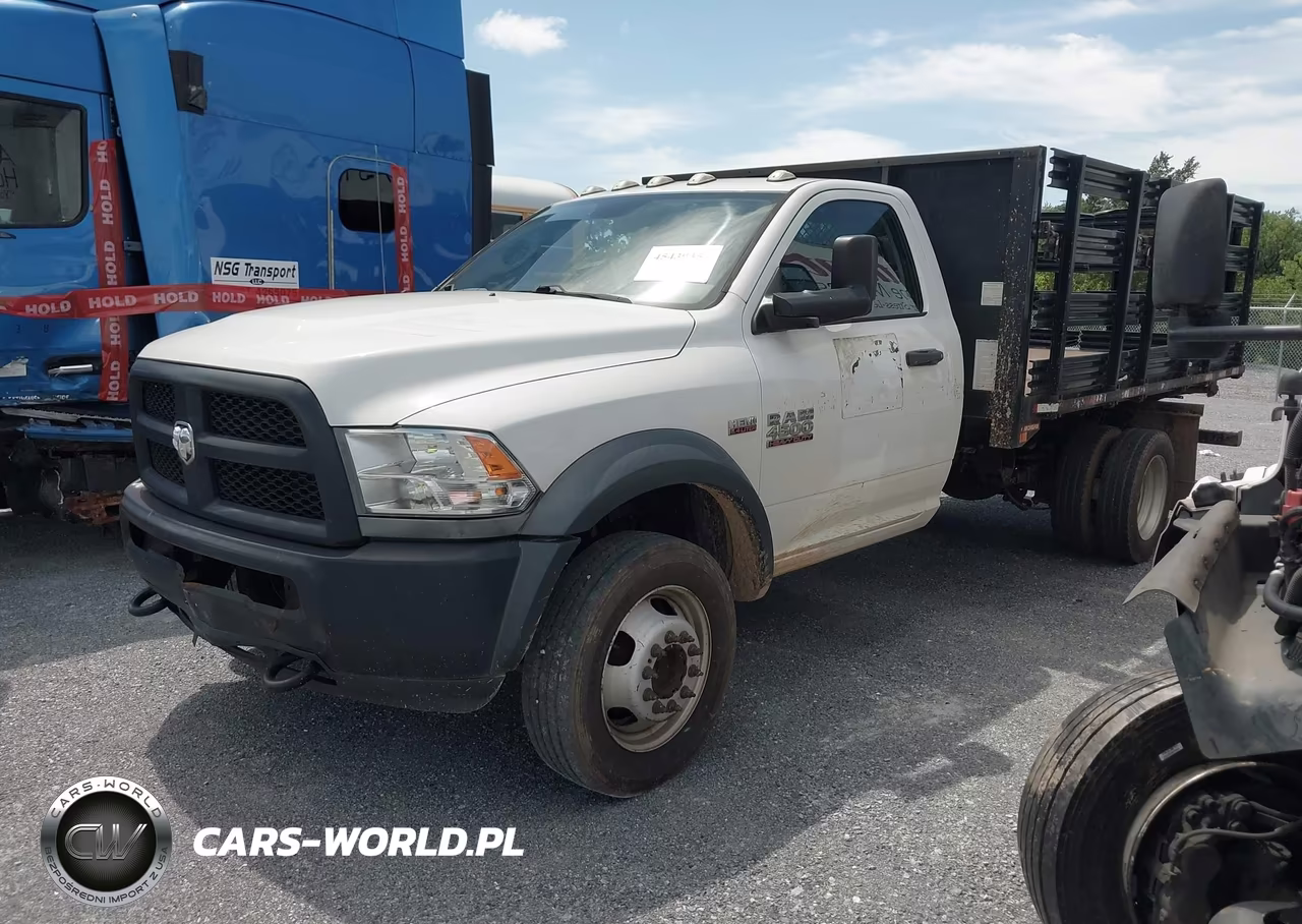 2018 Ram 4500 Chassis Tradesman-Slt VIN:3C7WRKBJ0JG298485 - 2