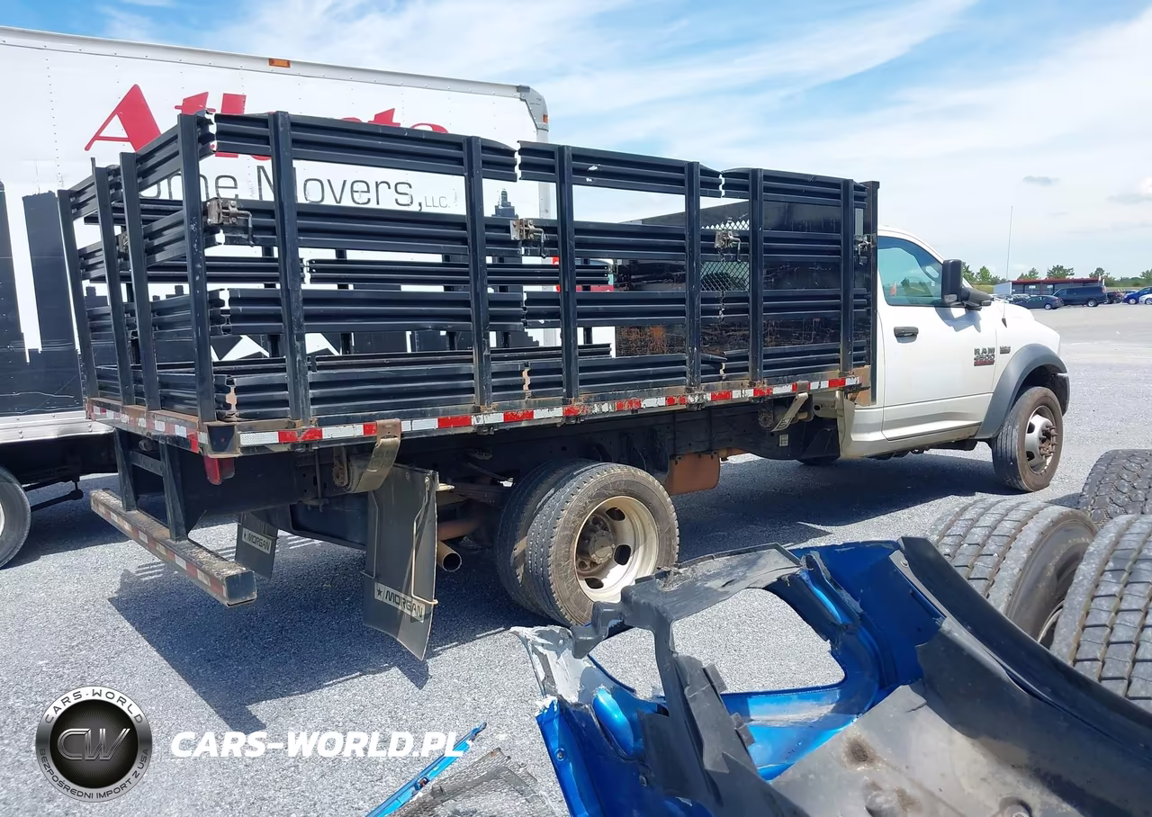 2018 Ram 4500 Chassis Tradesman-Slt VIN:3C7WRKBJ0JG298485 - 4