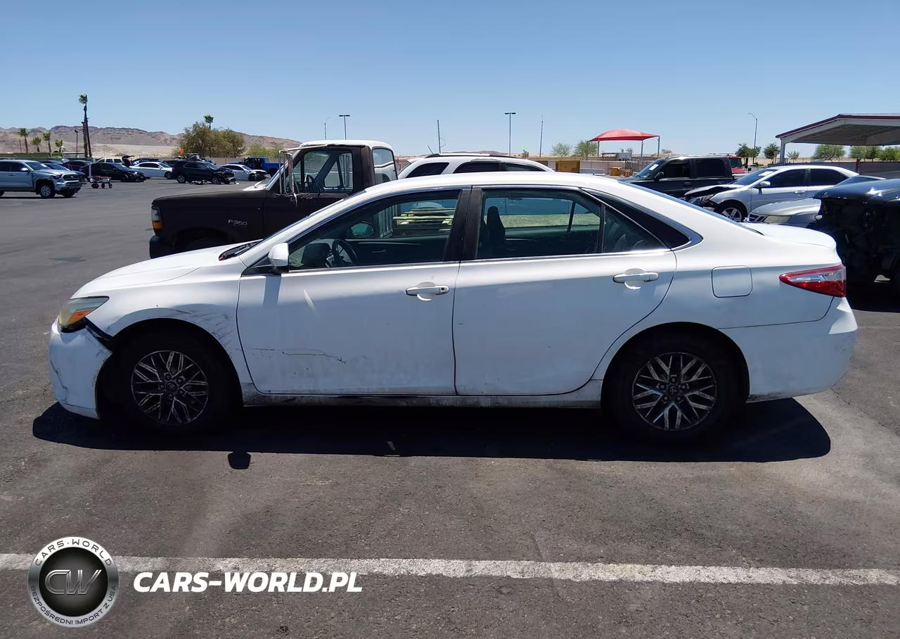 2016 Toyota Camry Le VIN:4T1BF1FK0GU228374 - 14