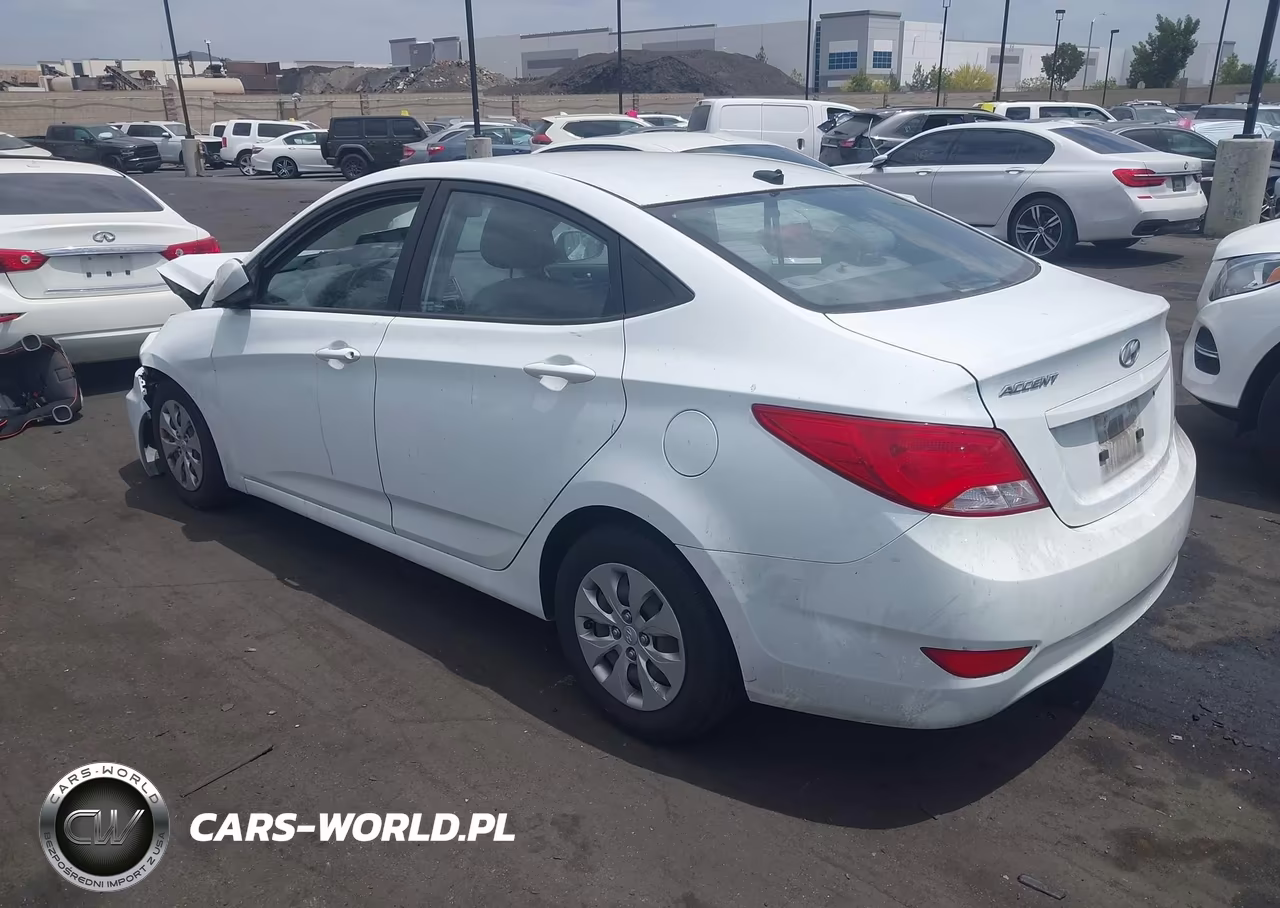 2015 Hyundai Accent Gls VIN:KMHCT4AE8FU881923 - 3
