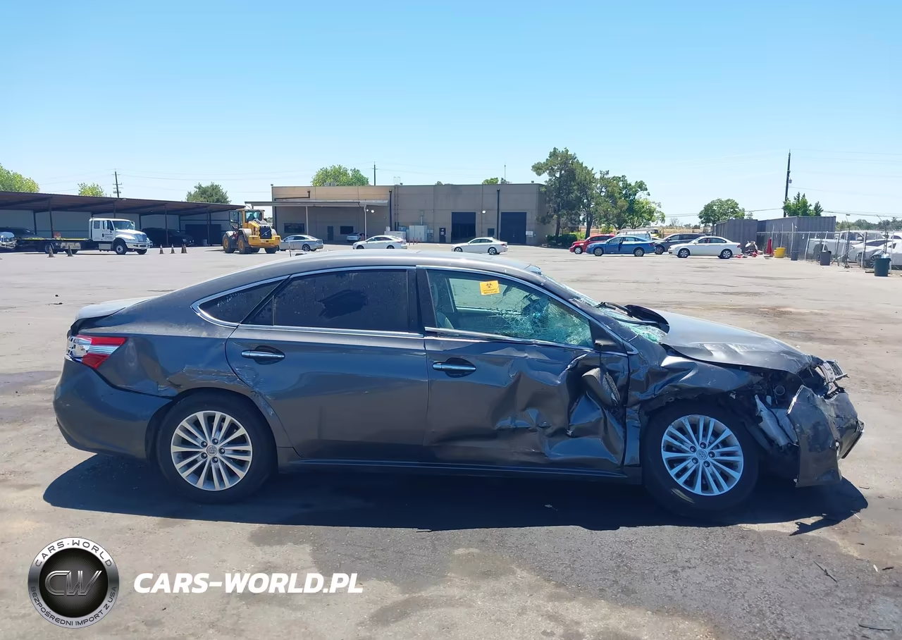 2013 Toyota Avalon Hybrid Xle Touring VIN:4T1BD1EB3DU013977 - 12
