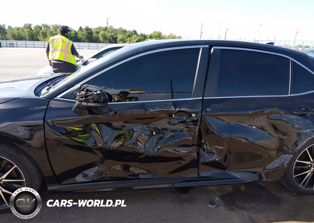 2021 Toyota Camry Se VIN:4T1G11AK1MU439915 - 14