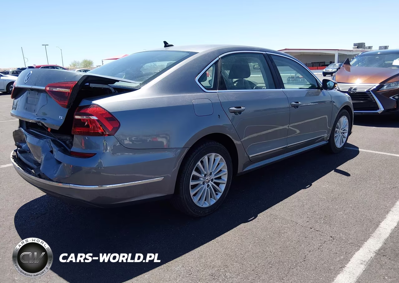 2017 Volkswagen Passat 1.8T Se VIN:1VWBT7A36HC029740 - 4