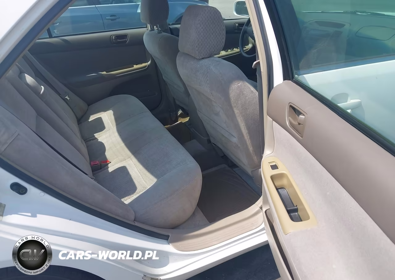 2003 Toyota Camry Le VIN:4T1BE32K53U250966 - 8