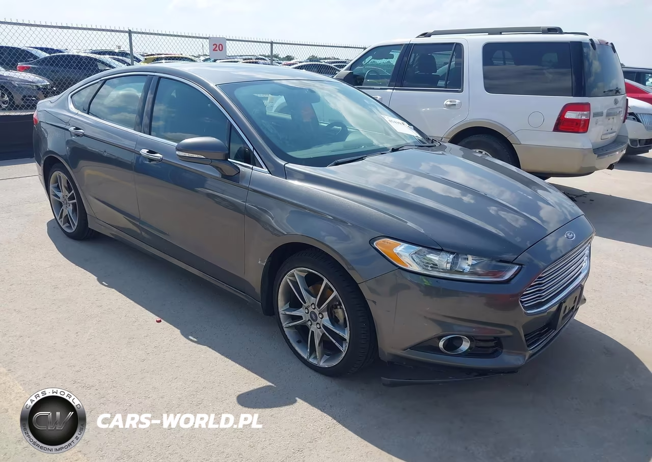 2016 Ford Fusion Titanium – zdjęcie 1 z 16