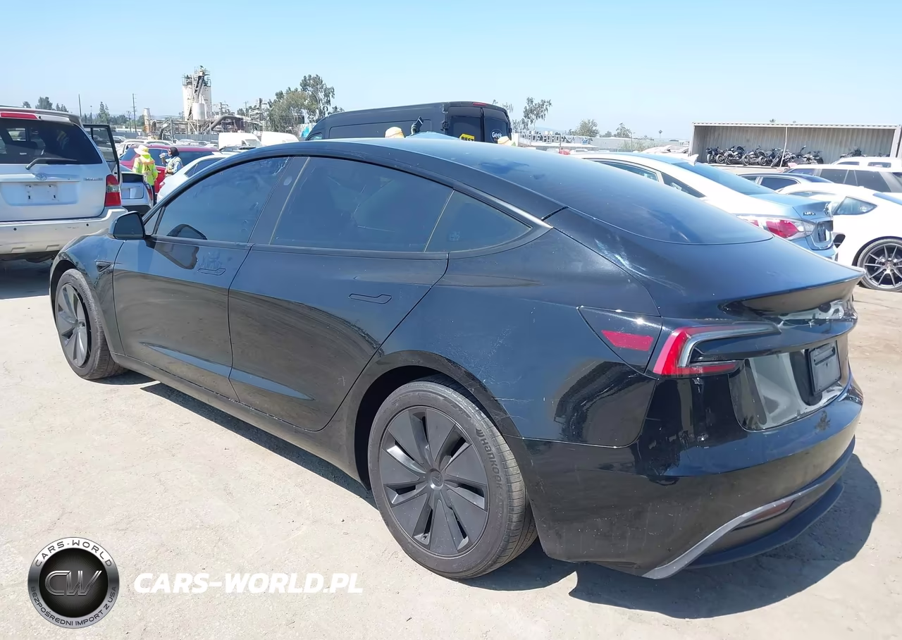 2024 Tesla Model 3 Long Range Dual Motor All-Wheel Drive VIN:5YJ3E1EB4RF721886 - 3