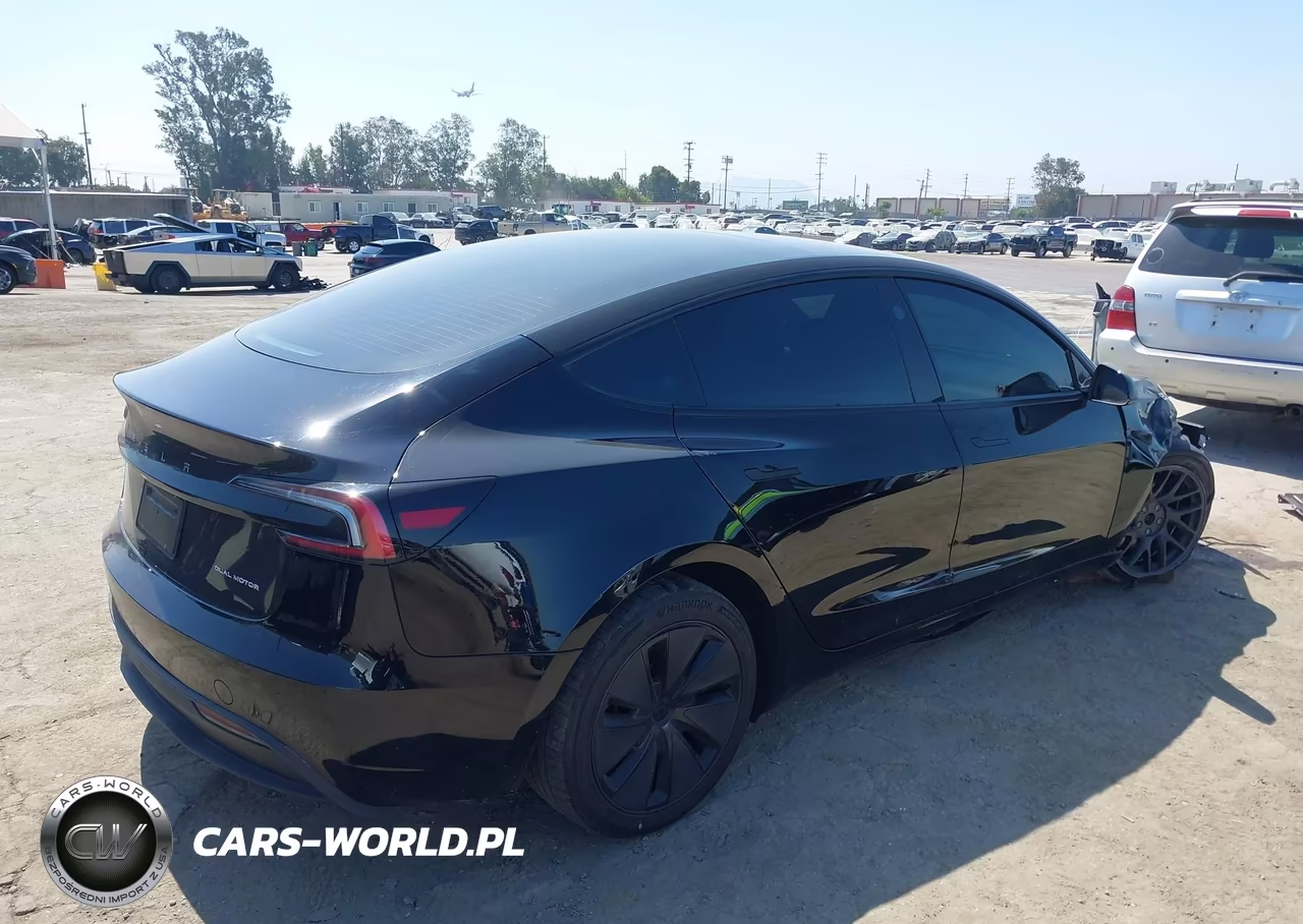 2024 Tesla Model 3 Long Range Dual Motor All-Wheel Drive VIN:5YJ3E1EB4RF721886 - 4