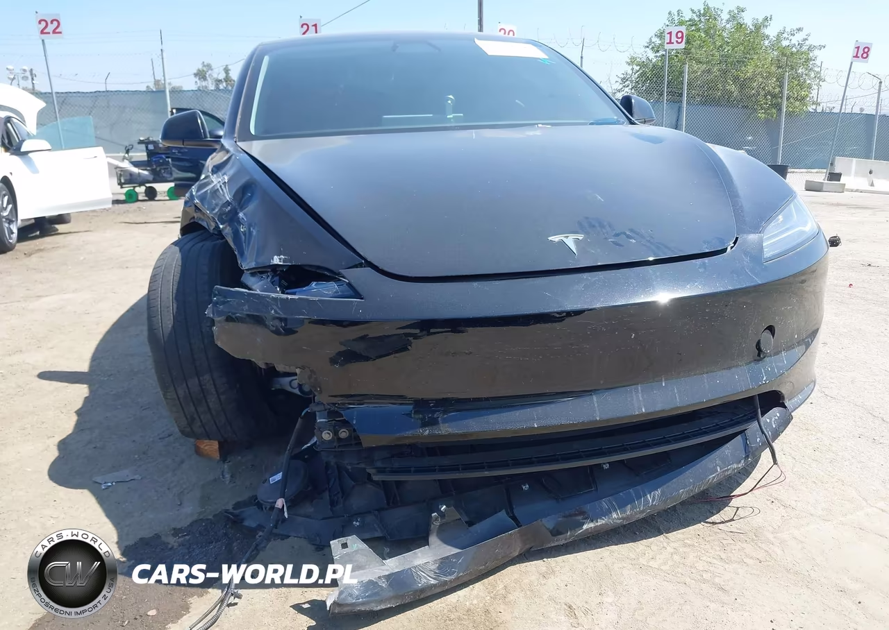 2024 Tesla Model 3 Long Range Dual Motor All-Wheel Drive VIN:5YJ3E1EB4RF721886 - 6