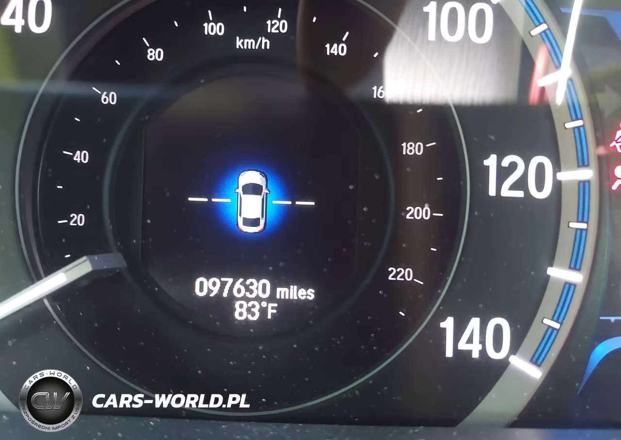 2015 Honda Accord Hybrid Touring VIN:1HGCR6F76FA004004 - 15
