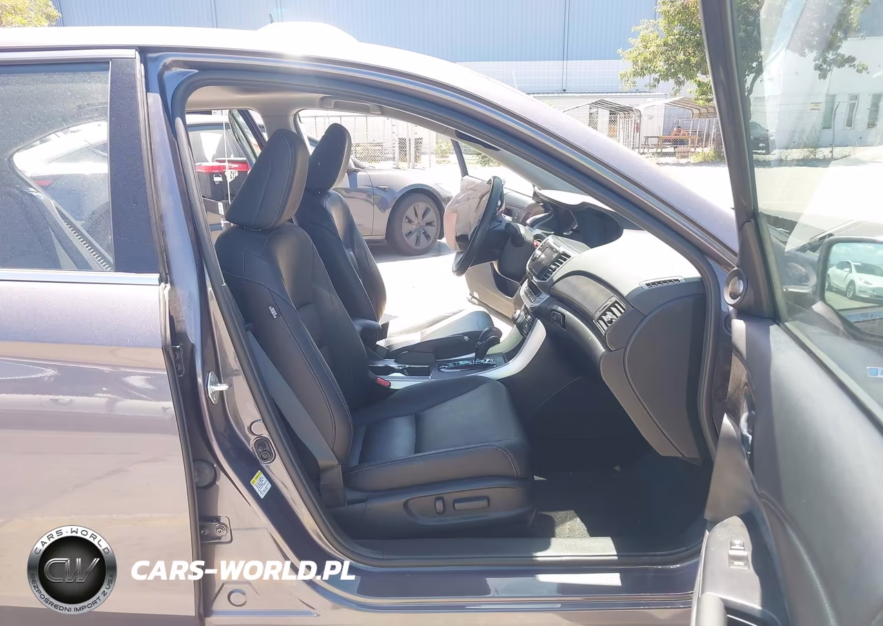 2015 Honda Accord Hybrid Touring VIN:1HGCR6F76FA004004 - 5