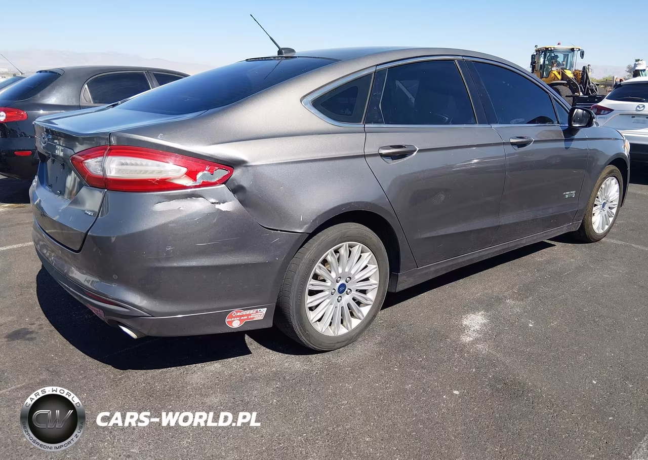 2013 Ford Fusion Energi Se Luxury VIN:3FA6P0PU2DR271278 - 4