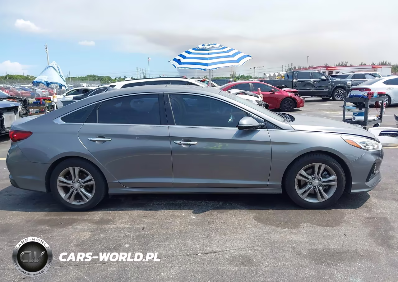 2018 Hyundai Sonata Limited VIN:5NPE34AF3JH625536 - 14