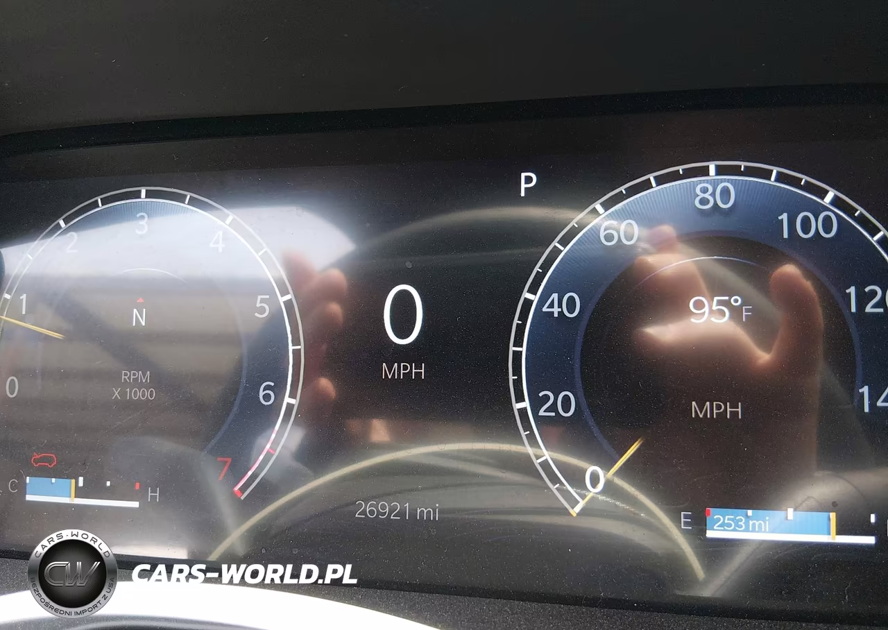 2024 Jeep Grand Cherokee Altitude 4X2 VIN:1C4RJGAG1RC248276 - 7