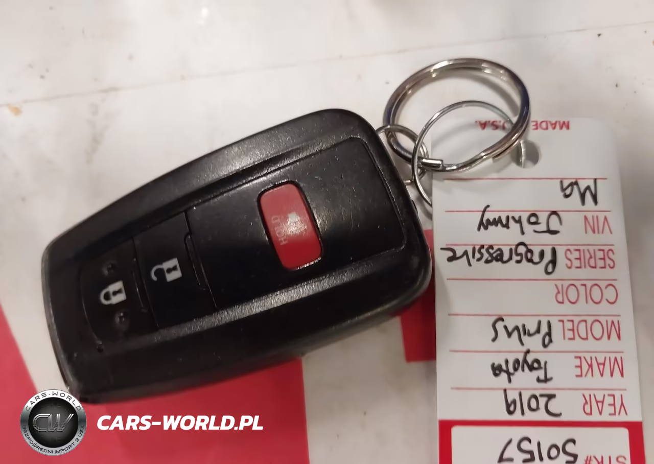 2019 Toyota Prius Le VIN:JTDKARFU4K3090176 - 11